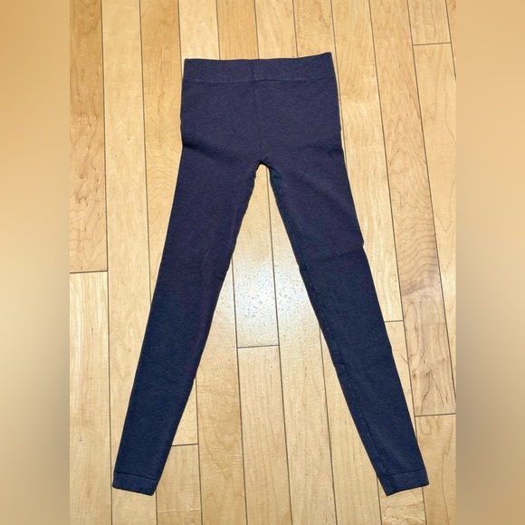 Two pair of grey leggings. Never worn - Picture 4 of 4